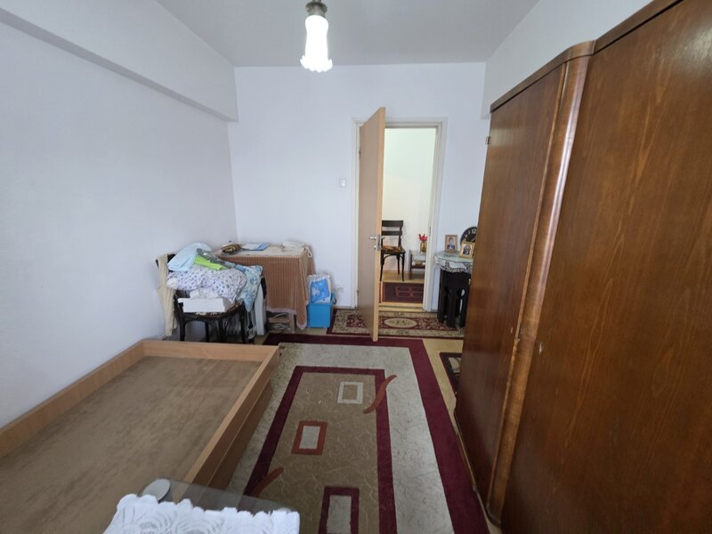 Masina de Paine, Bucur Obor, langa Moara lui Assan, 5 minute metrou,