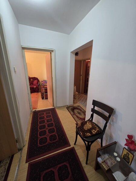 Masina de Paine, Bucur Obor, langa Moara lui Assan, 5 minute metrou,