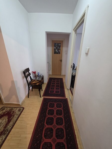 Masina de Paine, Bucur Obor, langa Moara lui Assan, 5 minute metrou,